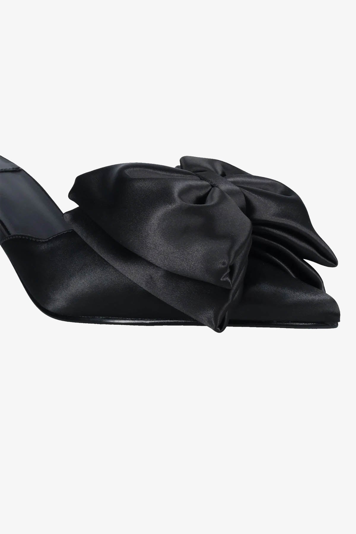 JEFFREY CAMPBELL CALZATURE  Scarpa Jeffrey Campbell Nera con Fiocco Ribbons