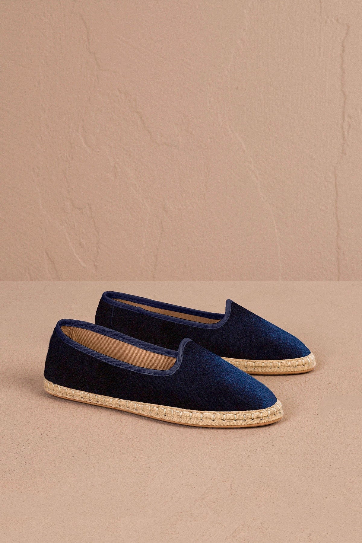 MANEBI CALZATURE  Friulane donna blu navy velvet Manebi Z80VF