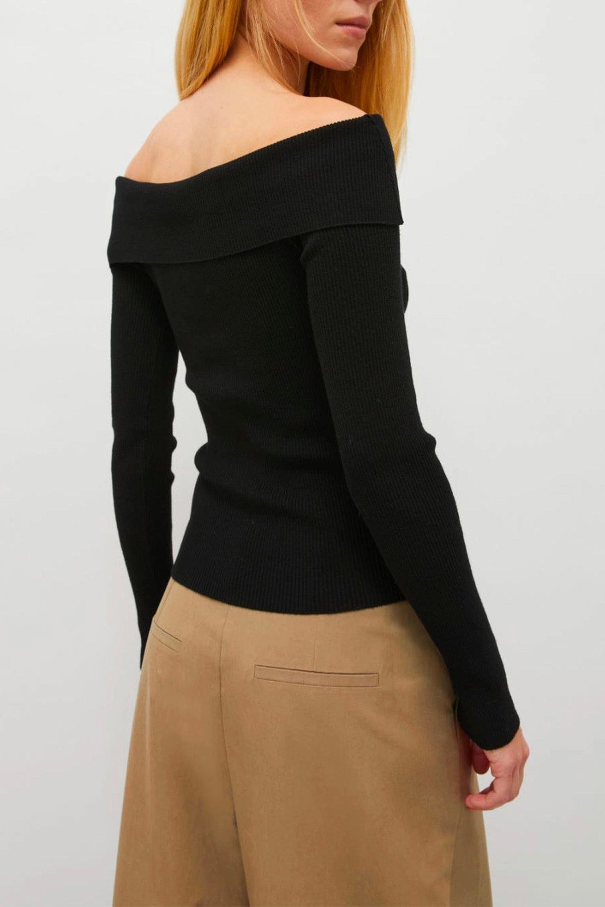 MARELLA MAGLIA-CANOTTIERA-TOP  Maglia nera donna Marella Nocera